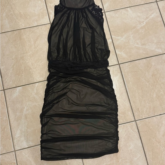 VENUS Ruched Mesh Bodycon Dress - Picture 2 of 2